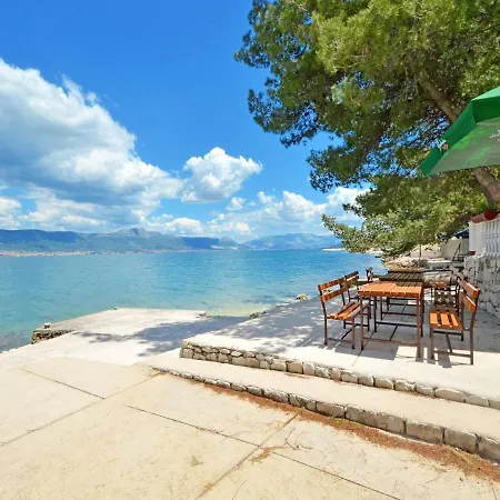 Aurelija- 20m From Trogir