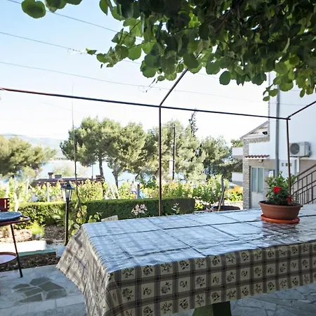 Aurelija- 20m From Apartmán Trogir