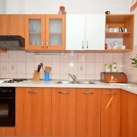 Apartmán Aurelija- 20m From *