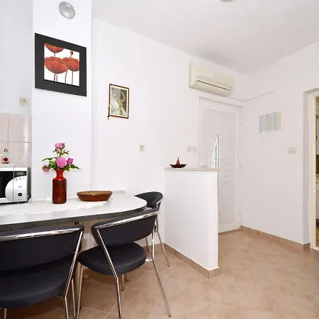 Aurelija- 20m From Apartmán *