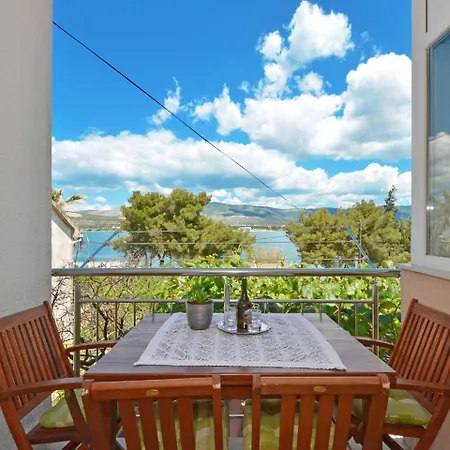 Apartment Aurelija- 20m From