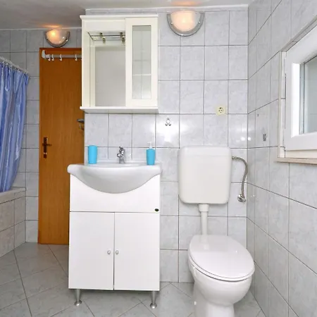 Aurelija- 20m From Apartment *